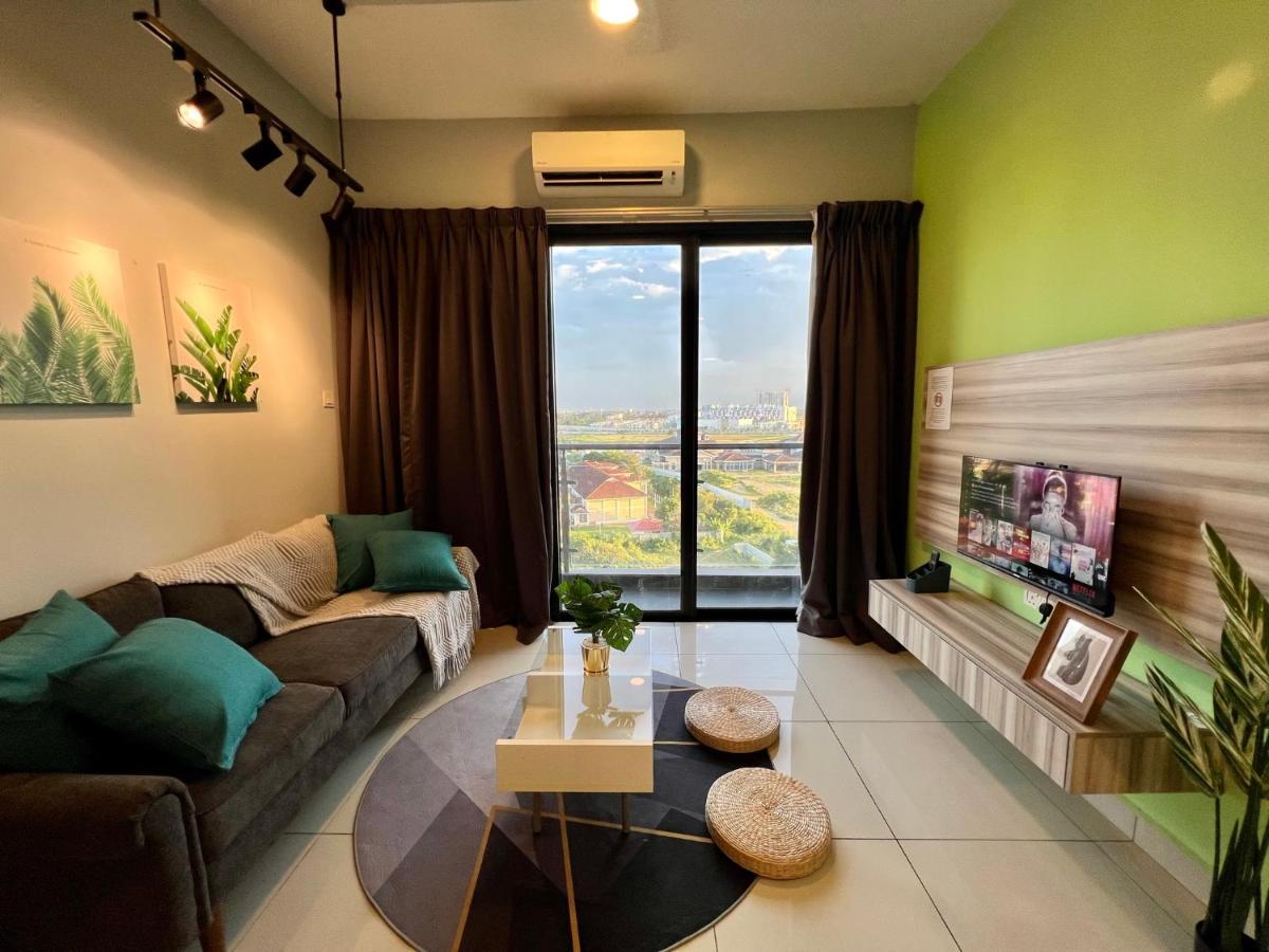 Riverview 8pax 2br In Kbtown Netflix, Wi-fi B-3a-5 * Kota Bharu