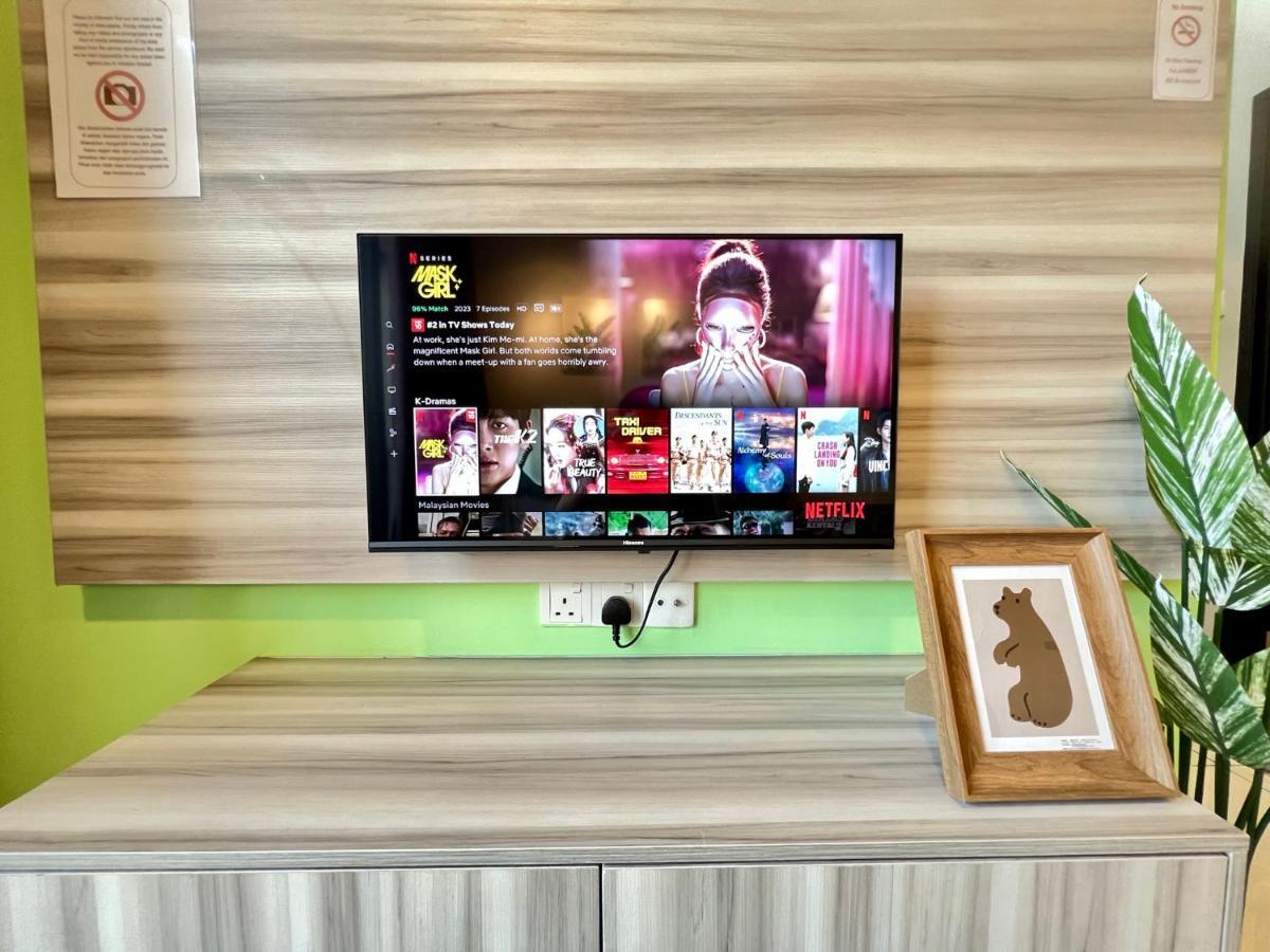 Riverview 8pax 2br In Kbtown Netflix, Wi-fi B-3a-5 * Kota Bharu